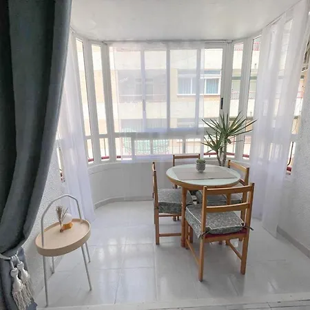 Lejlighed Flat 150m Away From