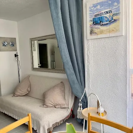 Lejlighed Flat 150m Away From
