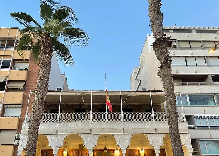 Apartment Flat 150m Away From *