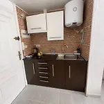Flat 150m Away From Lejlighed